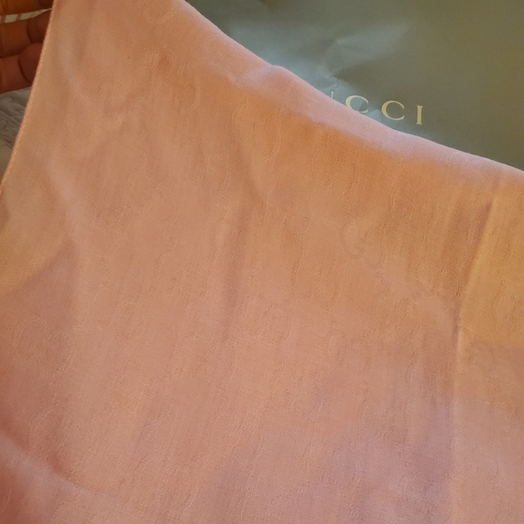 Pink Guccisima silk blend medium scarf - Picture 6 of 6